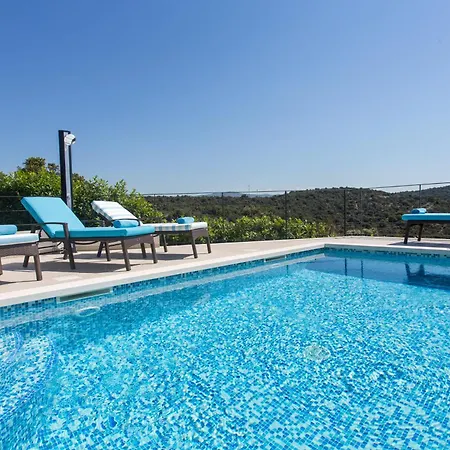 View Collection Villa Vinisce
