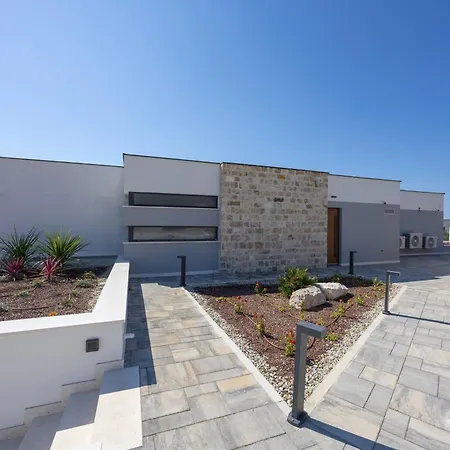 View Collection Villa