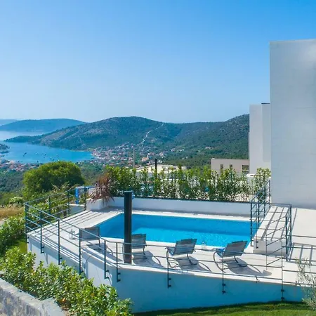 View Collection * Vinišće